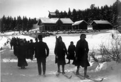 Frognerseteren, Oslo. 1908-1910. Vintermotiv. Sportshallen. 